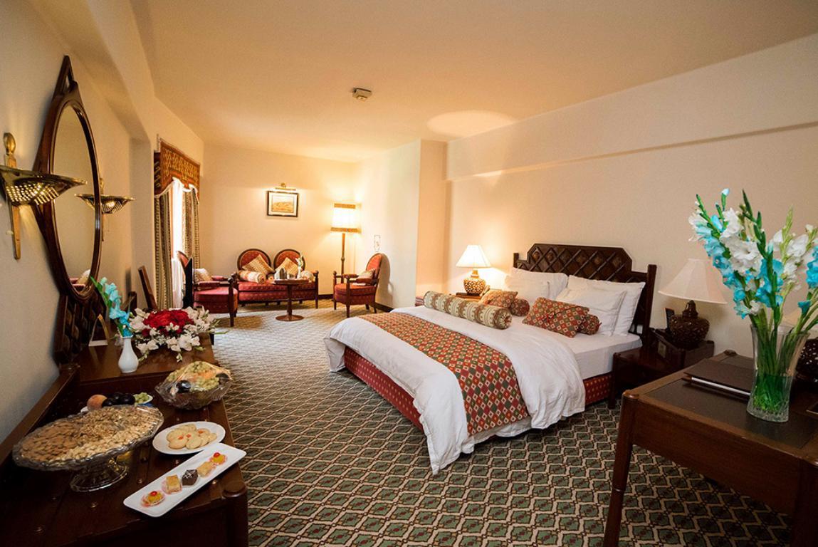 Quetta Serena Hotel Exterior foto